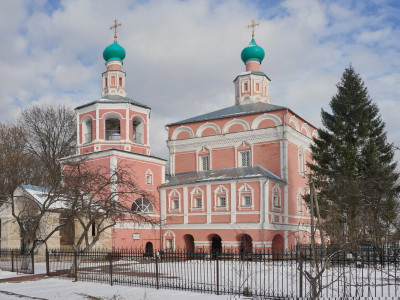 Свято-Никольский женский Венев-монастырь.